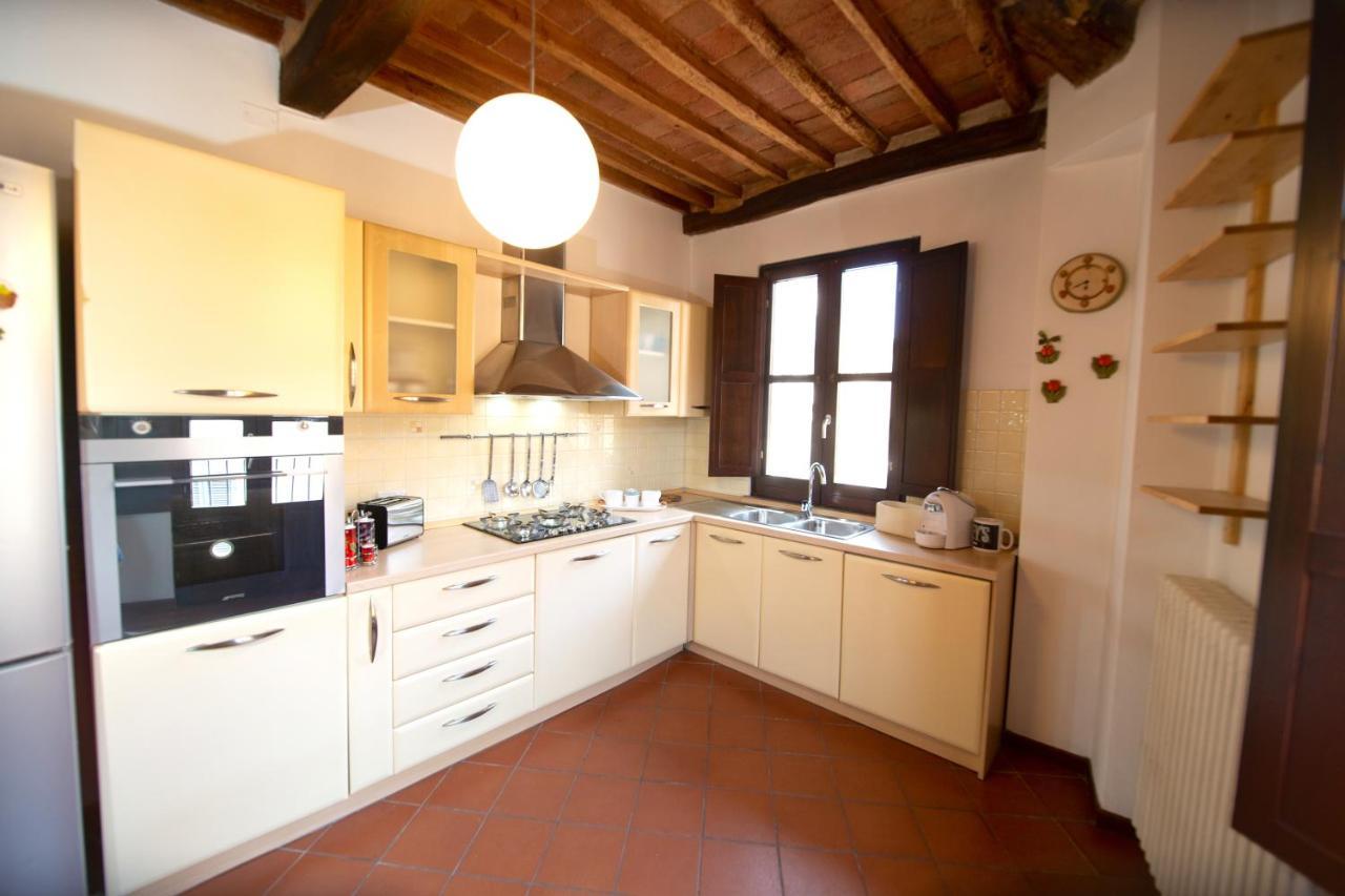 Serena Apartment, Cosy Close Center Town Lucca Ngoại thất bức ảnh