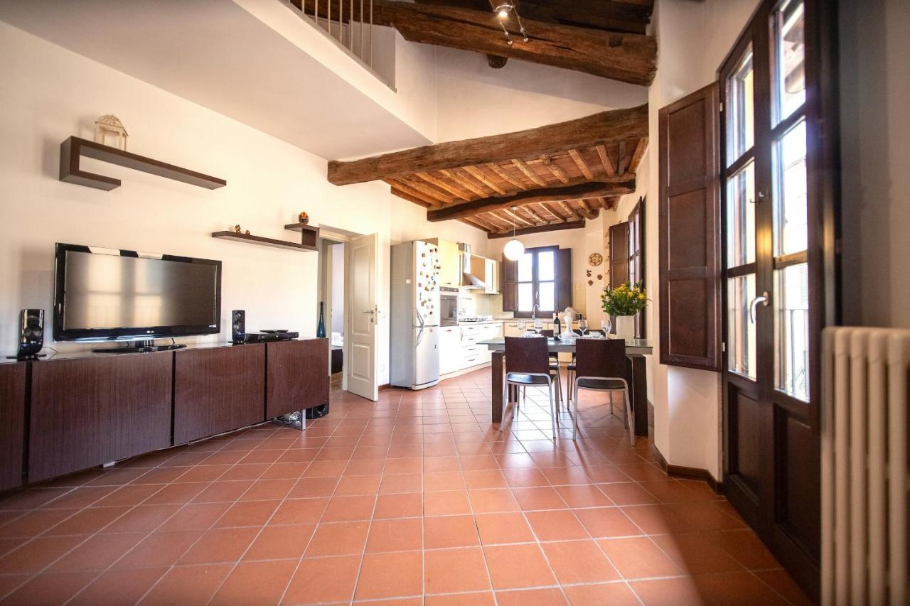 Serena Apartment, Cosy Close Center Town Lucca Ngoại thất bức ảnh