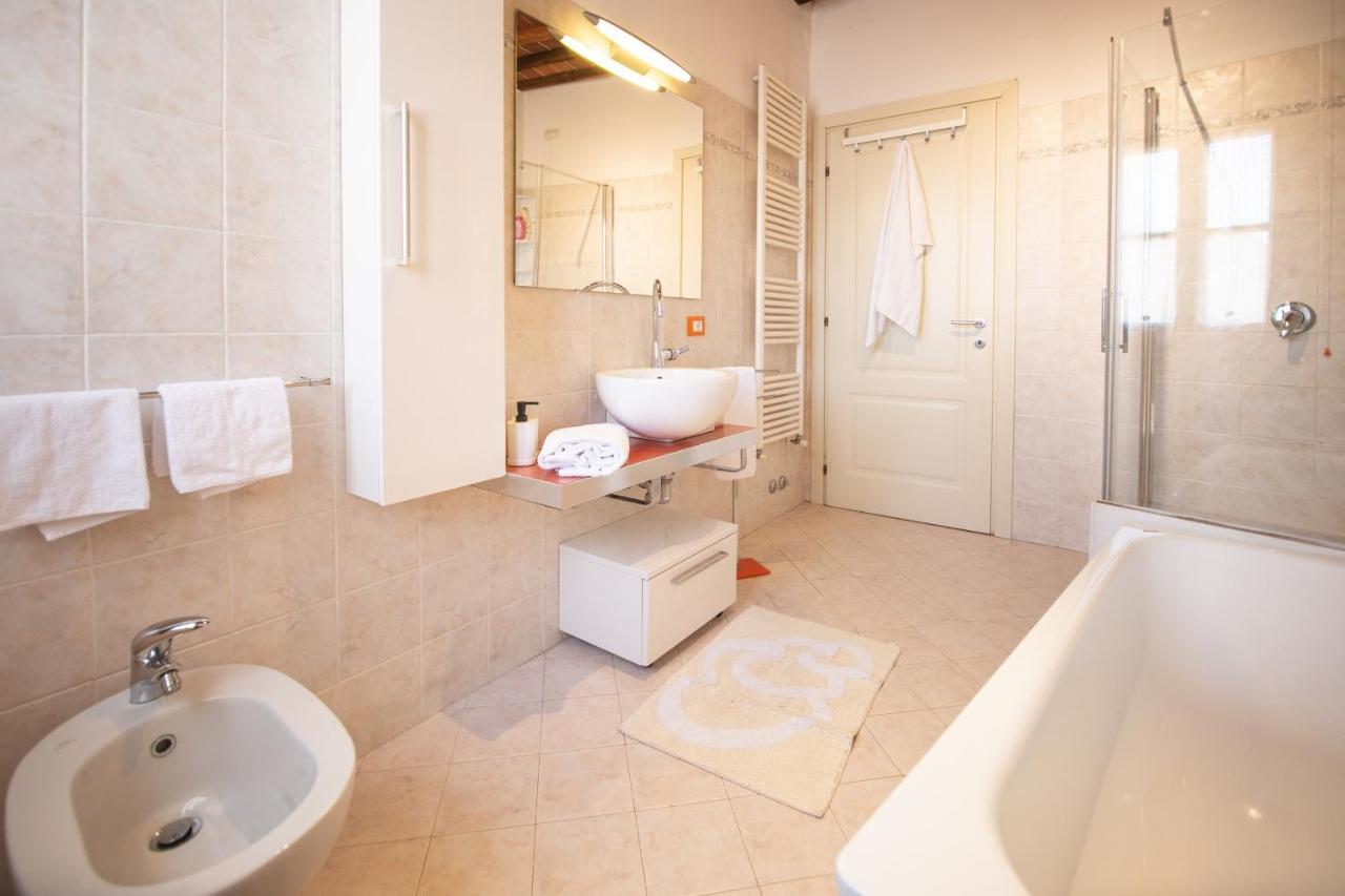 Serena Apartment, Cosy Close Center Town Lucca Ngoại thất bức ảnh